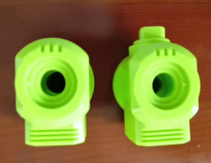 《工業(yè)堵頭》注塑加工